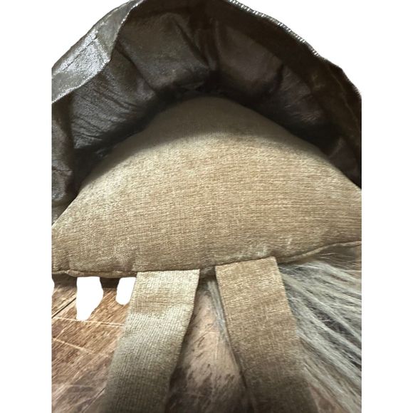 Woof & Poof Christmas Fox Gold Rose Dress Pearls Shelf Sitting Doll 2012 Rare - Picture 16 of 16